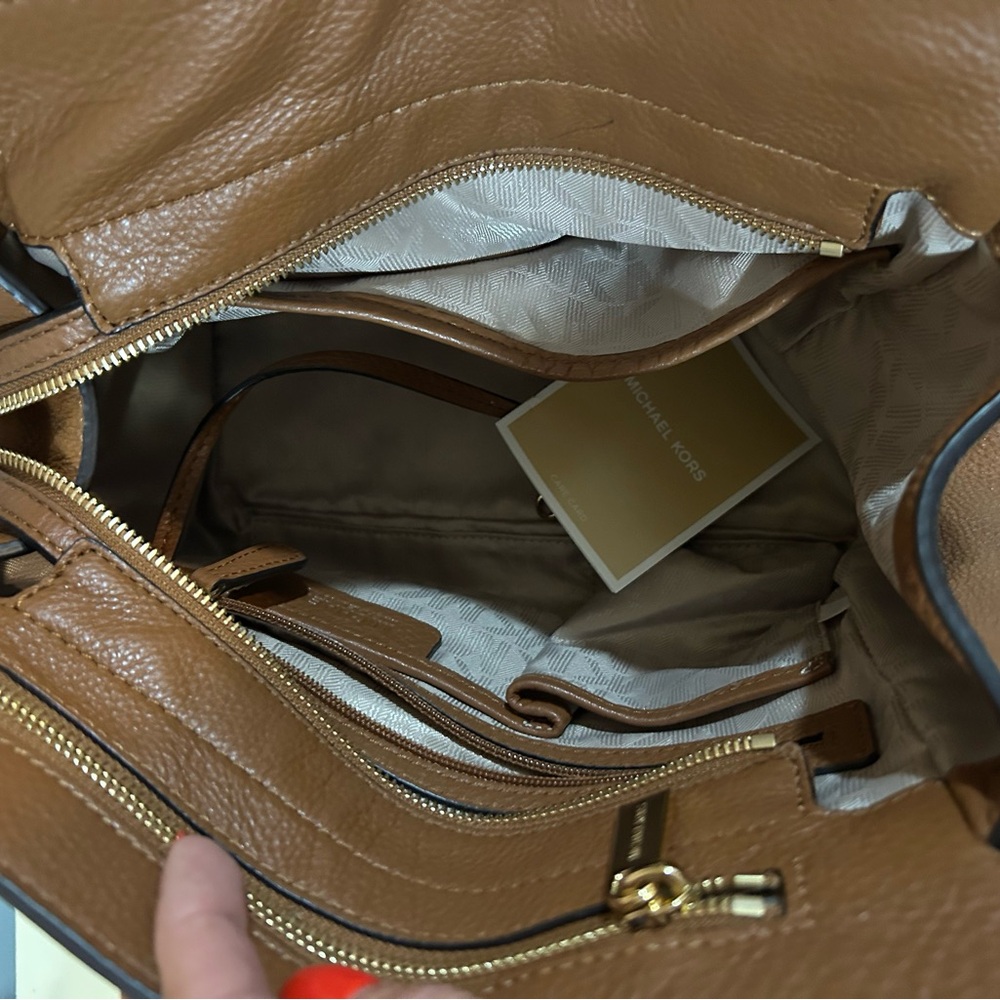 Michael Kors Tan Leather Tote Bag - Picture 6 of 11